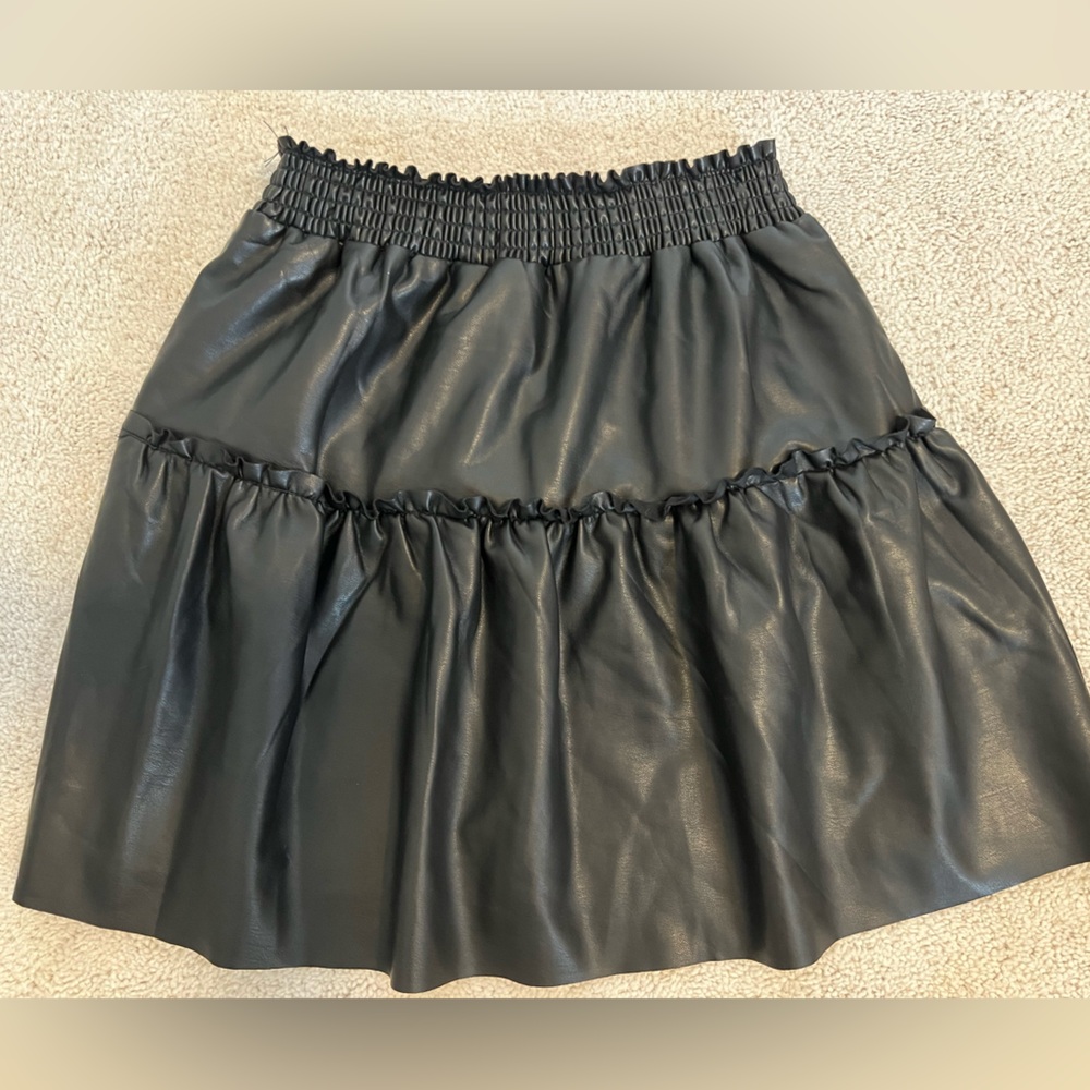 Laundry By Shelli Segal Black Pleather Bubble Mini Skirt